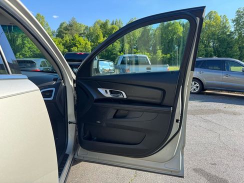 Used 2014 GMC Terrain SLE w/ Convenience Package AWD/4WD image 13