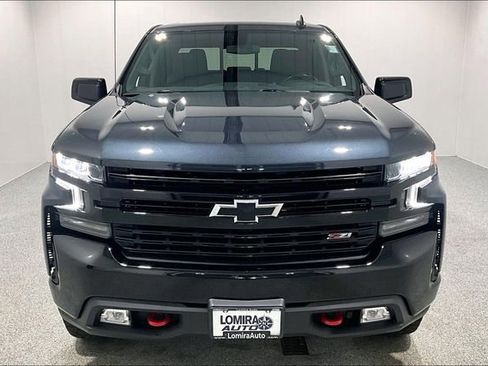 Used 2020 Chevrolet Silverado 1500 LT Trail Boss image 2