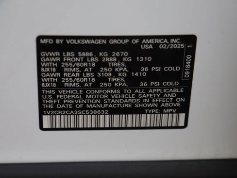 Used 2025 Volkswagen Atlas Peak Edition SE image 22