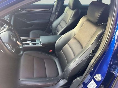 Used 2020 Honda Accord Sport image 6