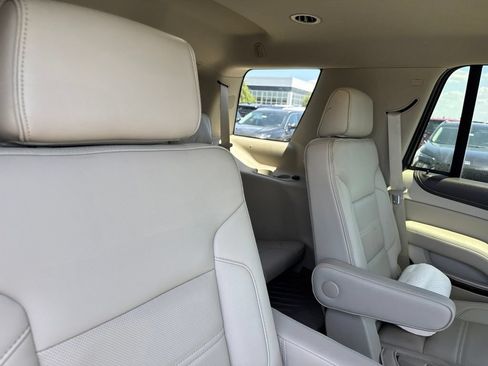 Used 2018 GMC Yukon Denali w/ Open Road Package AWD/4WD image 23