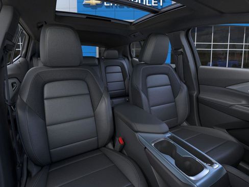 New 2025 Chevrolet Equinox EV LT image 16