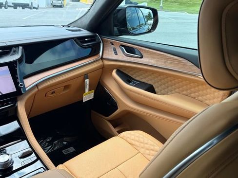 New 2026 Jeep Grand Cherokee L Summit AWD/4WD image 35