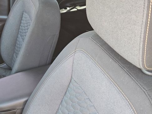 Used 2019 Chevrolet Equinox LT FWD image 30