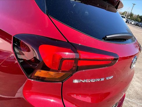 Used 2021 Buick Encore GX Select w/ Sport Touring Package image 26