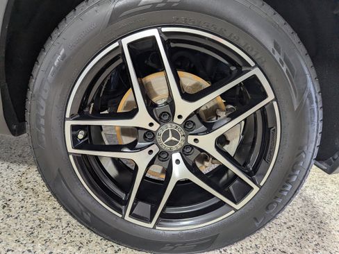 Used 2019 Mercedes-Benz GLC 300 image 22