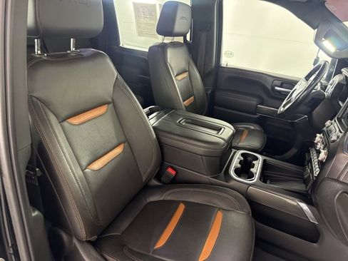 Used 2020 GMC Sierra 2500 AT4 w/ AT4 Premium Package image 17