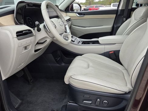 Used 2024 Hyundai Palisade Limited AWD/4WD image 5