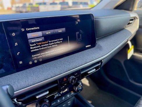 New 2026 Nissan Kicks SV image 38