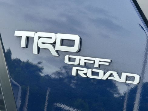 Certified 2021 Toyota 4Runner TRD Off-Road Premium w/ Moonroof Package AWD/4WD image 10