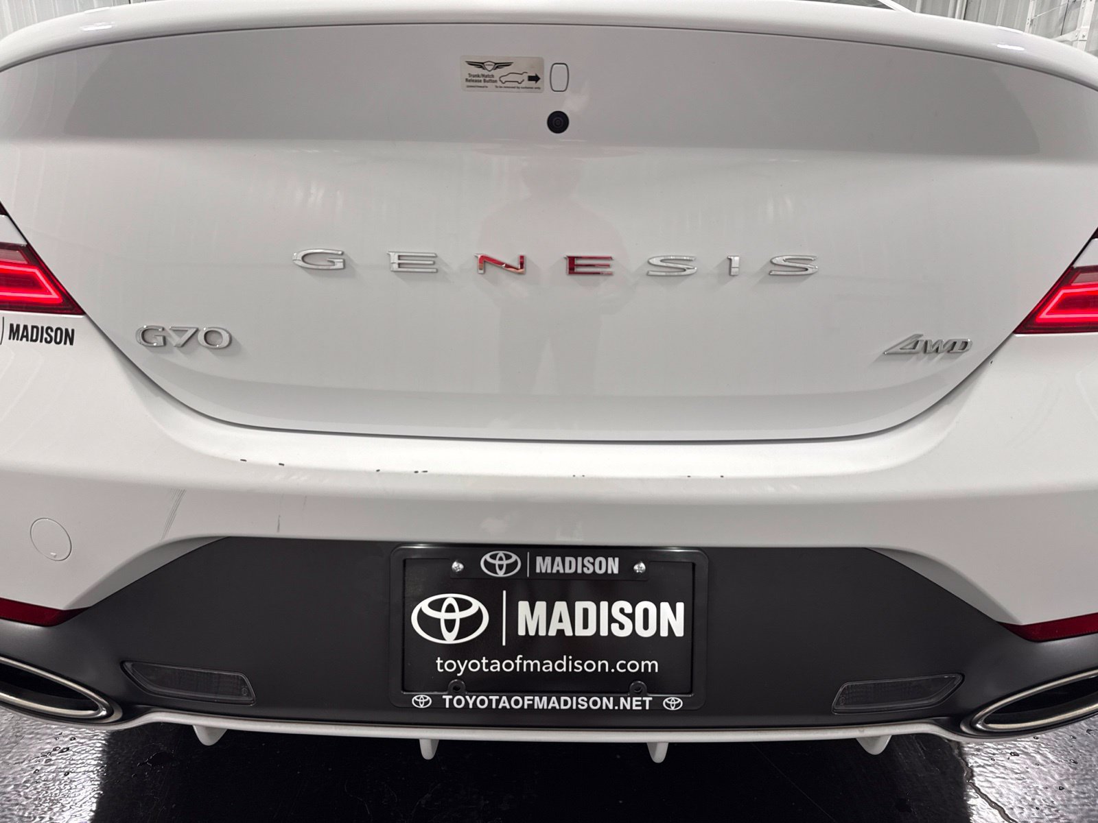 Used 2025 Genesis G70 2.5T AWD/4WD image 47