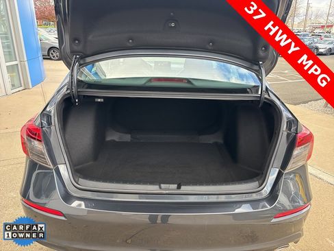 Used 2023 Honda Civic Sport image 29