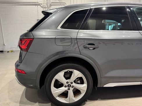Used 2023 Audi Q5 2.0T Premium Plus w/ Premium Plus Package AWD/4WD image 8