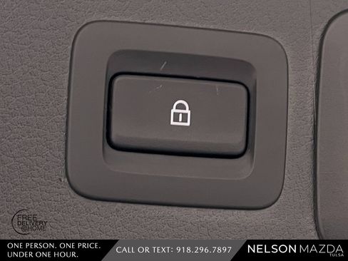 Certified 2024 MAZDA CX-30 AWD 2.5 S w/ Select Sport Pkg image 39