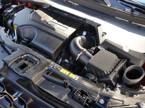 Used 2024 Land Rover Discovery Sport S image 17