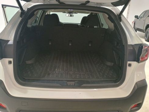 Used 2025 Subaru Outback Premium image 24