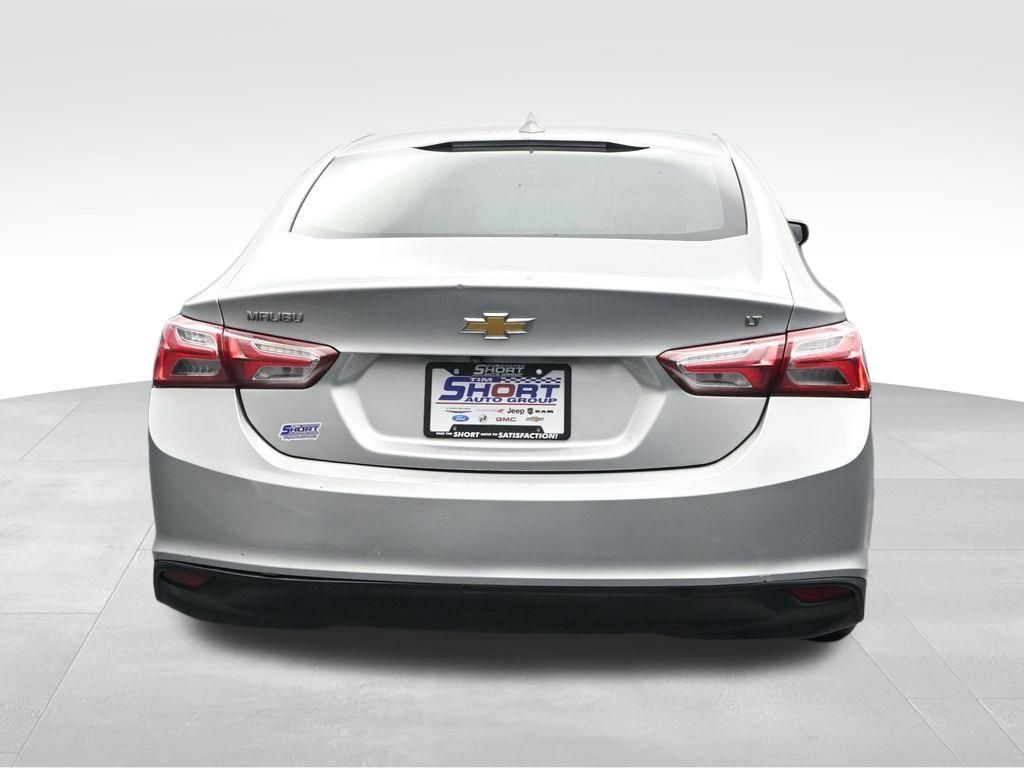 Used 2019 Chevrolet Malibu LT FWD image 4