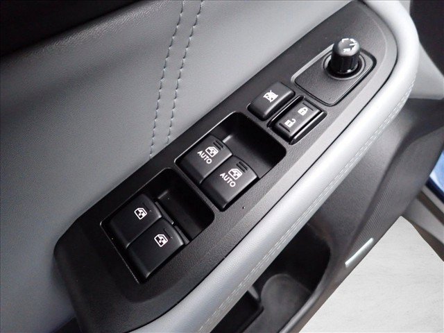 Used 2019 Subaru Outback 2.5i Limited AWD/4WD image 14