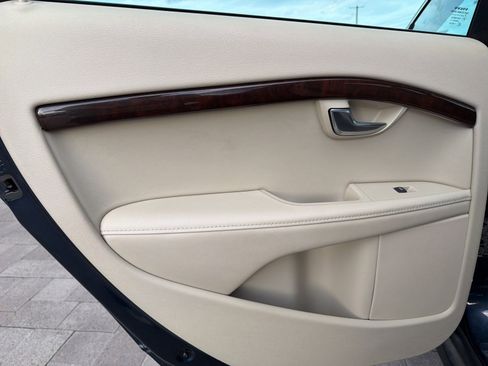 Used 2013 Volvo XC70 T6 image 80