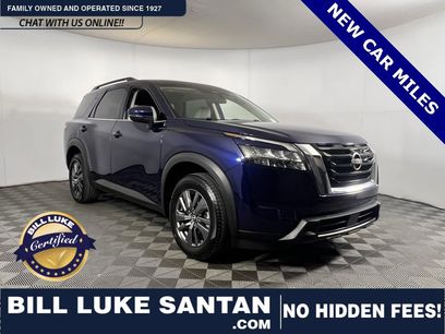 Used 2023 Nissan Pathfinder SV w/ Cargo Package