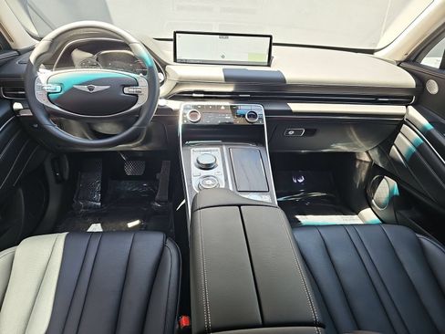 Certified 2024 Genesis GV80 2.5T AWD/4WD image 14