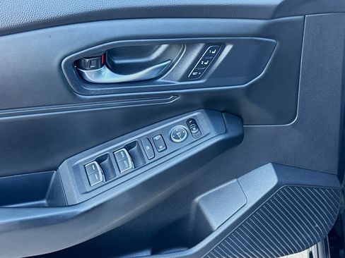 Used 2024 Honda Accord EX-L image 16