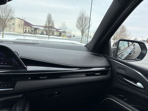 Used 2023 Cadillac Escalade Sport image 35