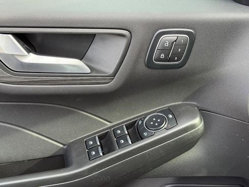 New 2026 Ford Escape Platinum w/ Equipment Group 601A image 17