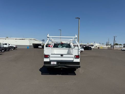 New 2026 Ford F250 XL w/ XL Chrome Package RWD image 3