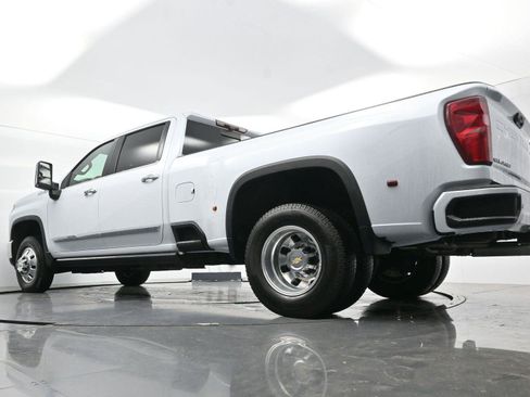 Used 2026 Chevrolet Silverado 3500 High Country w/ High Country Premium Package AWD/4WD image 51