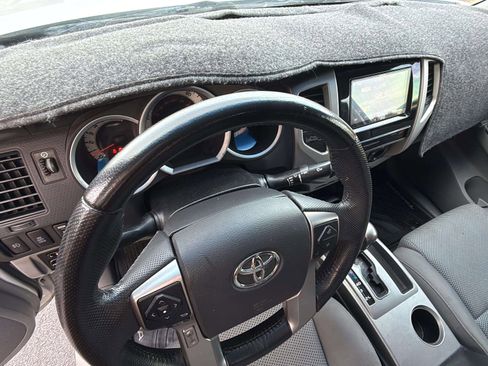 Used 2015 Toyota Tacoma PreRunner image 35