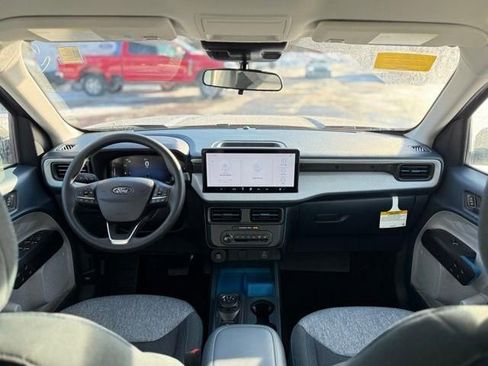 New 2026 Ford Maverick XLT image 25