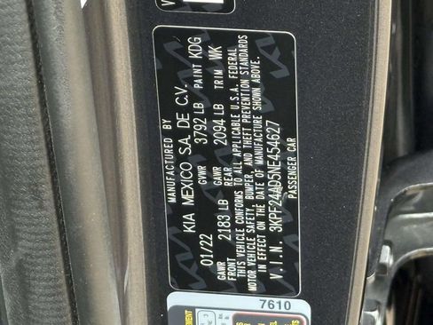 Used 2022 Kia Forte LXS FWD image 30