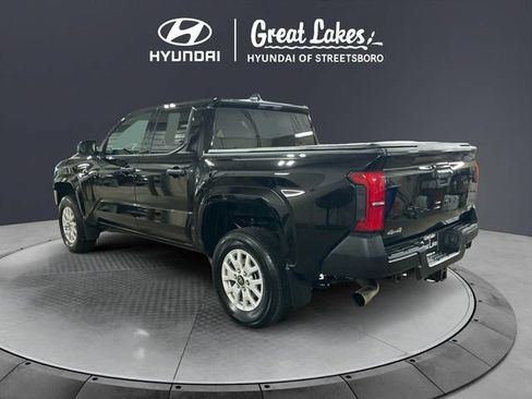 Used 2024 Toyota Tacoma SR AWD/4WD image 4