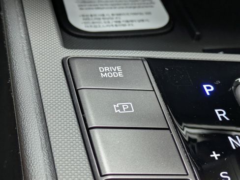 New 2026 Hyundai Elantra SEL Sport Premium FWD image 23