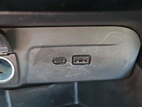 Certified 2024 Chevrolet Trax RS image 31