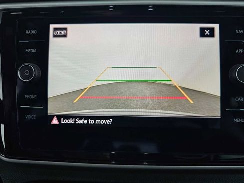 Used 2021 Volkswagen Atlas Cross Sport SEL Premium R-Line image 26