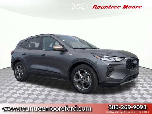 Used 2025 Ford Escape ST-Line image 1