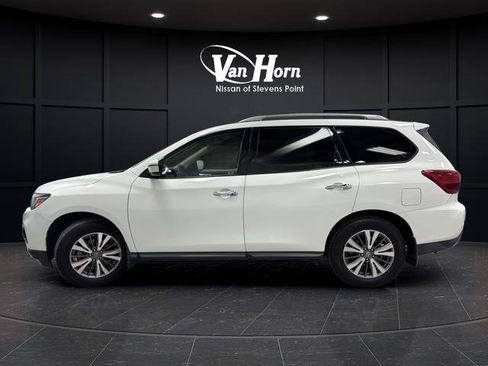 Used 2020 Nissan Pathfinder S FWD image 6