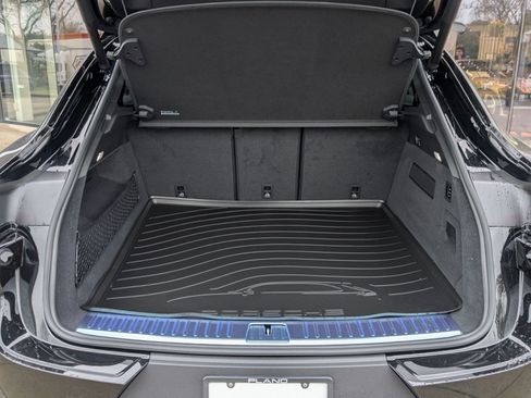 New 2026 Porsche Cayenne S image 23