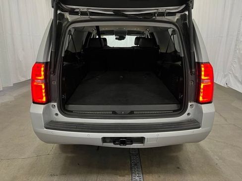 Used 2018 Chevrolet Suburban LT AWD/4WD image 13