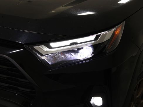 Used 2024 Toyota RAV4 AWD Hybrid image 49