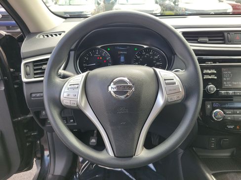 Used 2016 Nissan Rogue SV AWD/4WD image 21