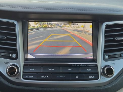 Used 2018 Hyundai Tucson Limited FWD image 14