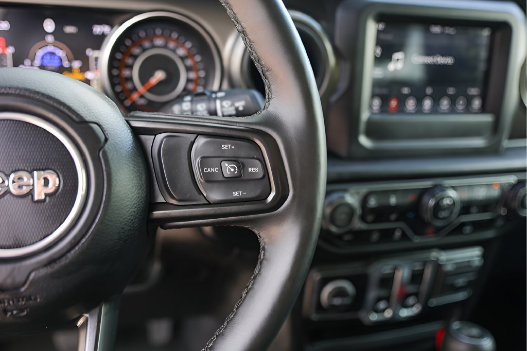 Used 2023 Jeep Wrangler Sport AWD/4WD image 15