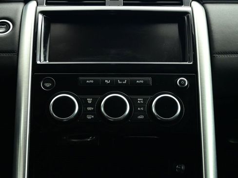 Used 2017 Land Rover Discovery HSE image 7