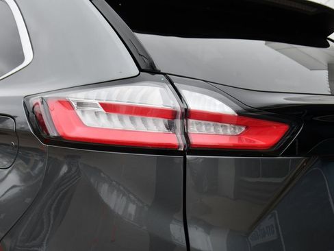 Used 2024 Ford Edge SEL w/ Convenience Package image 37