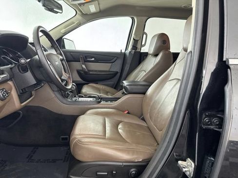 Used 2016 GMC Acadia SLT AWD/4WD image 25