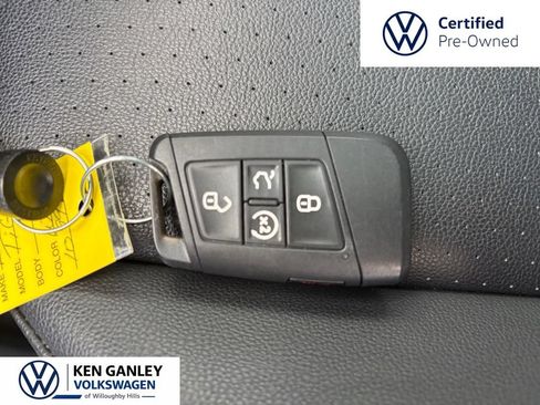 Used 2024 Volkswagen Tiguan SE R-Line AWD/4WD image 29
