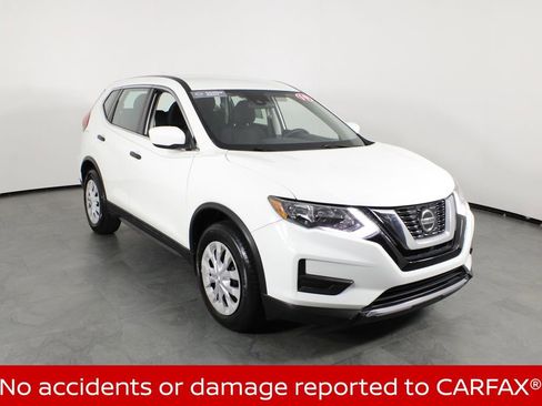 Certified 2019 Nissan Rogue S FWD image 6